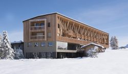 Icaro, il buen retiro delle Dolomiti a impatto climatico zero
