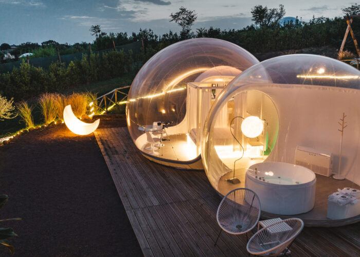 All the comforts, but in nature: the Bubble Rooms are a hit in Italy too
